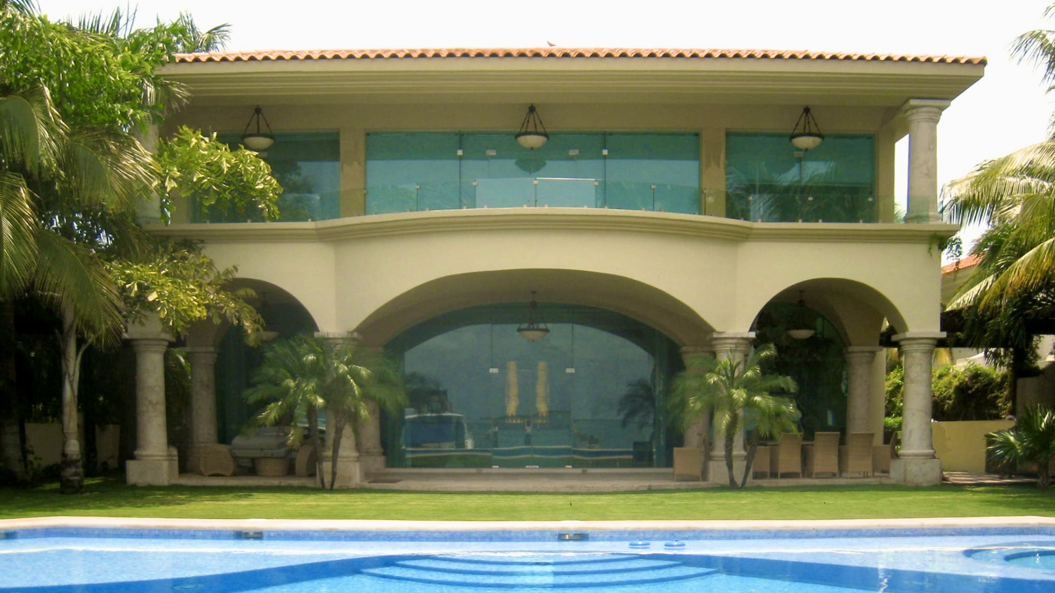 Waterfront Villa Habana. Waterfont Facade completed